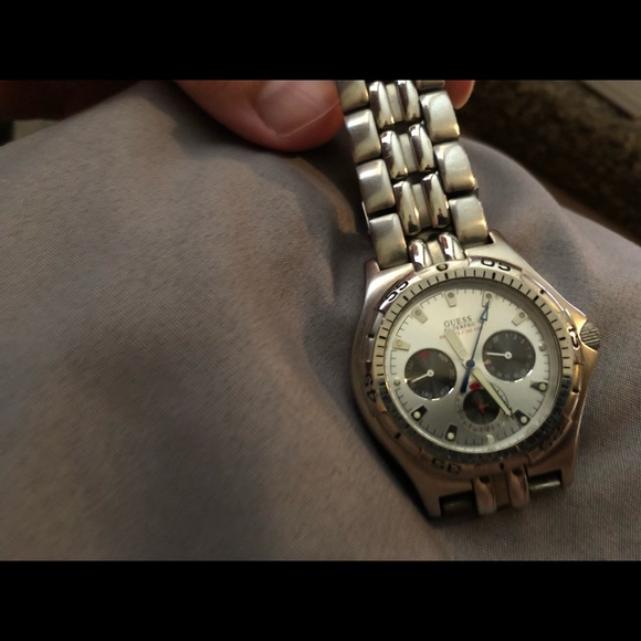Guess watch - Picture 3 of 6